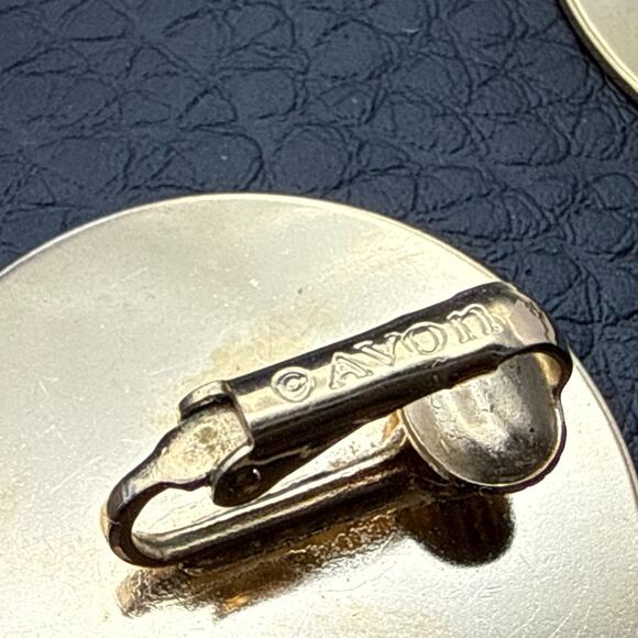 Vintage Avon Clip On Earrings 1980s Abstract Geometric Gold Tone White Enamel - Picture 6 of 7